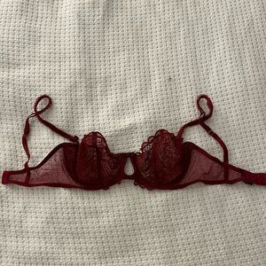 La Perla red lace sheer balconette bra - size 2 / medium / 34b
